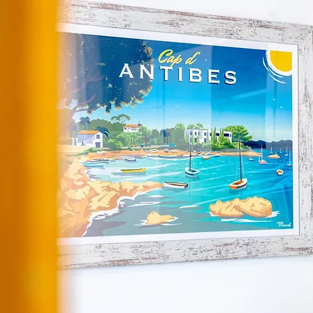 דירה Newly Renovated Gem, Old אנטיב